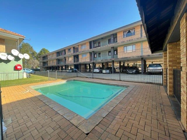 2 Bedroom Property for Sale in Die Bult Western Cape